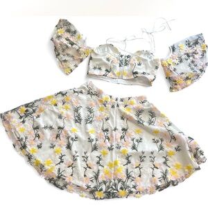 Twosisters The Label Floral Embroidered Two-Piece Skirt Set - Size M